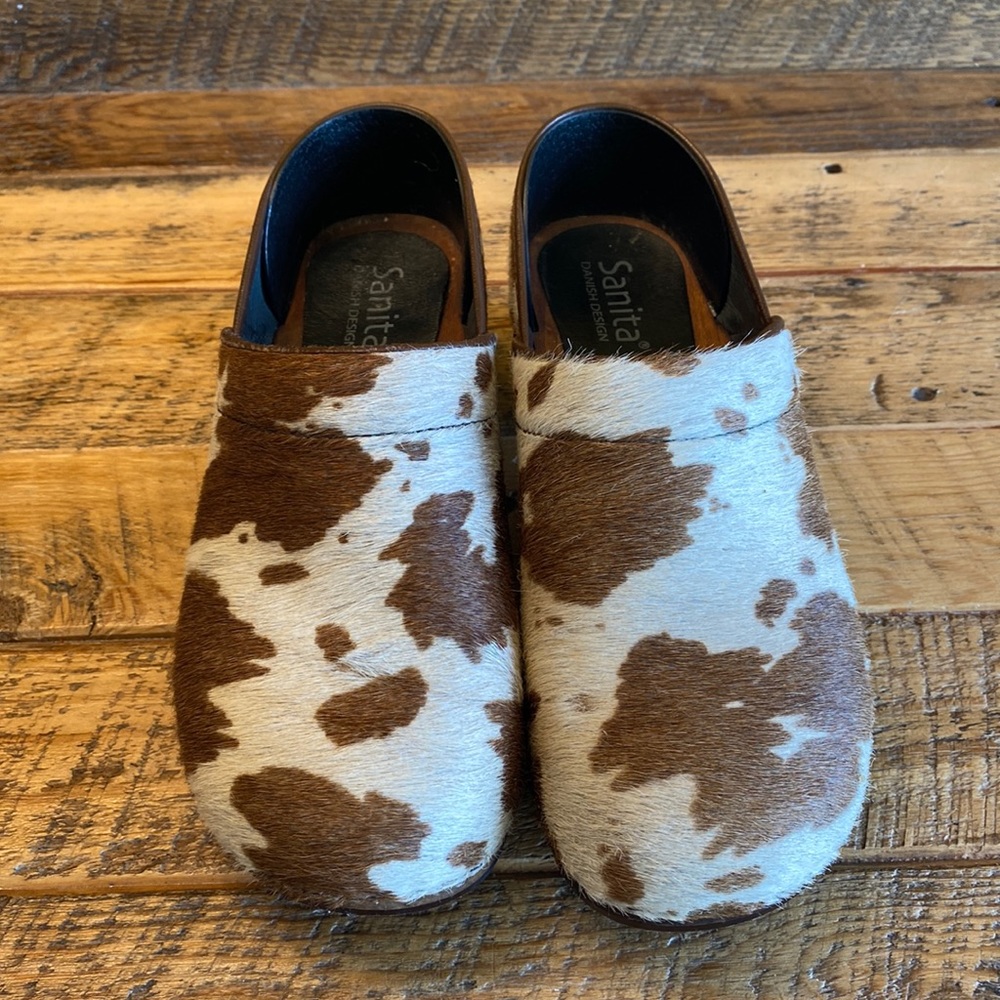 Sanita Danish Clogs 🐄 Hair on Cowhide Clogs